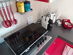 Nice Apartment Close Metro C - Mirti