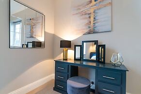 Modern Living 2 Bedroom Apartment South Wilmslow