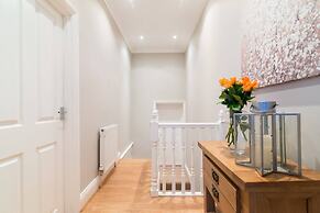 Modern Living 2 Bedroom Apartment South Wilmslow