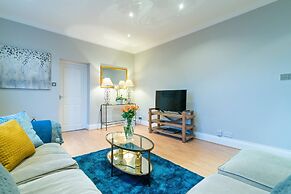 Modern Living 2 Bedroom Apartment South Wilmslow