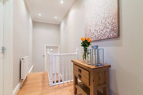 Modern Living 2 Bedroom Apartment South Wilmslow