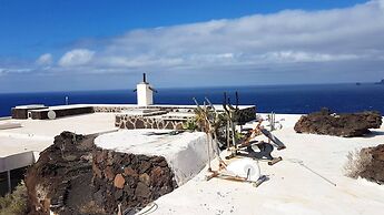 Studio In Frontera - Valle Del Golfo, With Wonderful Sea View, Enclose