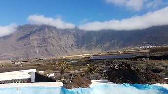 Studio In Frontera - Valle Del Golfo, With Wonderful Sea View, Enclose