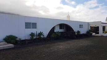 Studio In Frontera - Valle Del Golfo, With Wonderful Sea View, Enclose