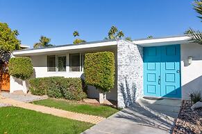Mid Century Home, Newly Remodeled Koolfog Mist