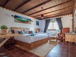 Room in Bungalow - Bungalow Triple 6 - El Cortijo Chefchaeun Hotel & S