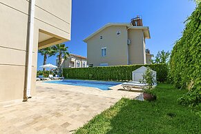 Paradise Town Villa Beltania