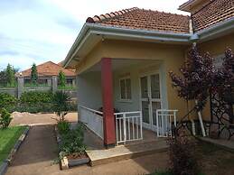 Captivating 3-bed Villa