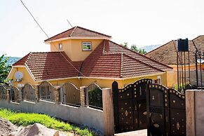 Captivating 3-bed Villa