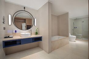 voco Guangzhou Shifu by IHG