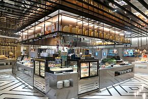 voco Guangzhou Shifu by IHG