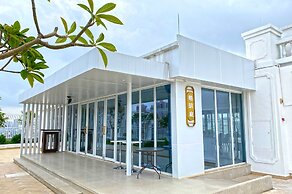 voco Guangzhou Shifu by IHG