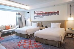 voco Guangzhou Shifu by IHG