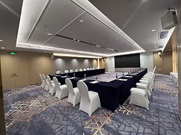 voco Guangzhou Shifu by IHG