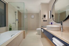 voco Guangzhou Shifu by IHG