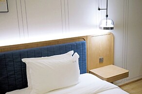 voco Guangzhou Shifu by IHG