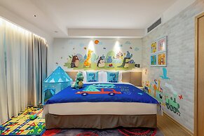 voco Guangzhou Shifu by IHG