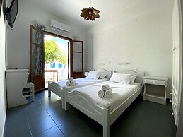 Helliniko Studios - Adults Only