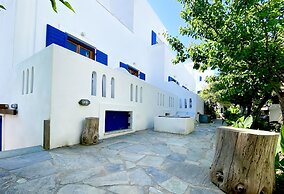 Helliniko Studios - Adults Only