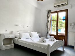 Helliniko Studios - Adults Only