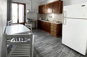 Helliniko Studios - Adults Only