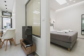 Central Apartment 1 near Old Town & Bus Station