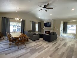 Yosemite's Pine Cove