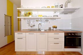 Stunning Apartment in Bol