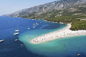 Stunning Apartment in Bol