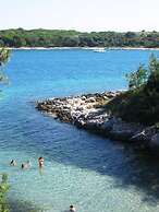 Captivating 4-bed Apartment in Premantura