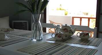 Alexandra Apartments Stalis by Estia