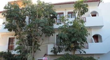 Alexandra Apartments Stalis by Estia