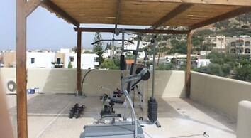 Alexandra Apartments Stalis by Estia