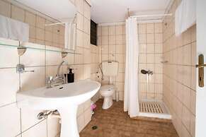 Alexandra Apartments Stalis by Estia