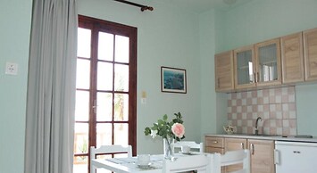 Alexandra Apartments Stalis by Estia