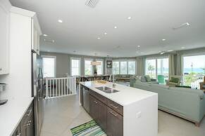 Sunset Surf 2201 Ave C 6 Bedroom Home by RedAwning