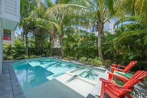 Sunset Surf 2201 Ave C 6 Bedroom Home by RedAwning