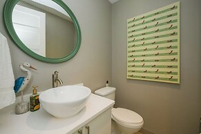 Sunset Surf 2201 Ave C 6 Bedroom Home by RedAwning