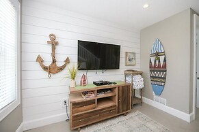 Sunset Surf 2201 Ave C 6 Bedroom Home by RedAwning