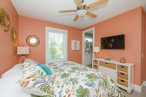 Sunset Surf 2201 Ave C 6 Bedroom Home by RedAwning