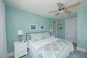 Sunset Surf 2201 Ave C 6 Bedroom Home by RedAwning