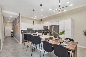 3120 Paradox Circle 405