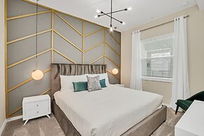 3120 Paradox Circle 405