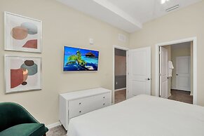 3120 Paradox Circle 405