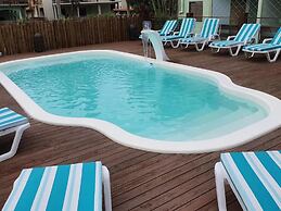 Pousada La Ferrugem Suites