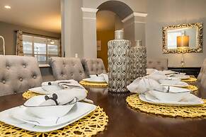 A Disney Themed Home, Just Minutes From CDC Standards! #rwh7728