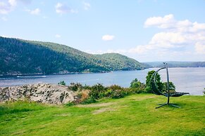 Modern Sleeps 14 w/ Panoramic Fjord-view, Petsok