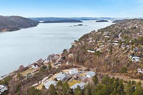 Modern Sleeps 14 w/ Panoramic Fjord-view, Petsok