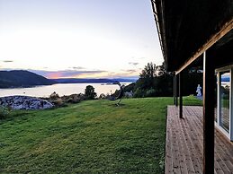 Modern Sleeps 14 w/ Panoramic Fjord-view, Petsok