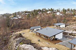 Modern Sleeps 14 w/ Panoramic Fjord-view, Petsok